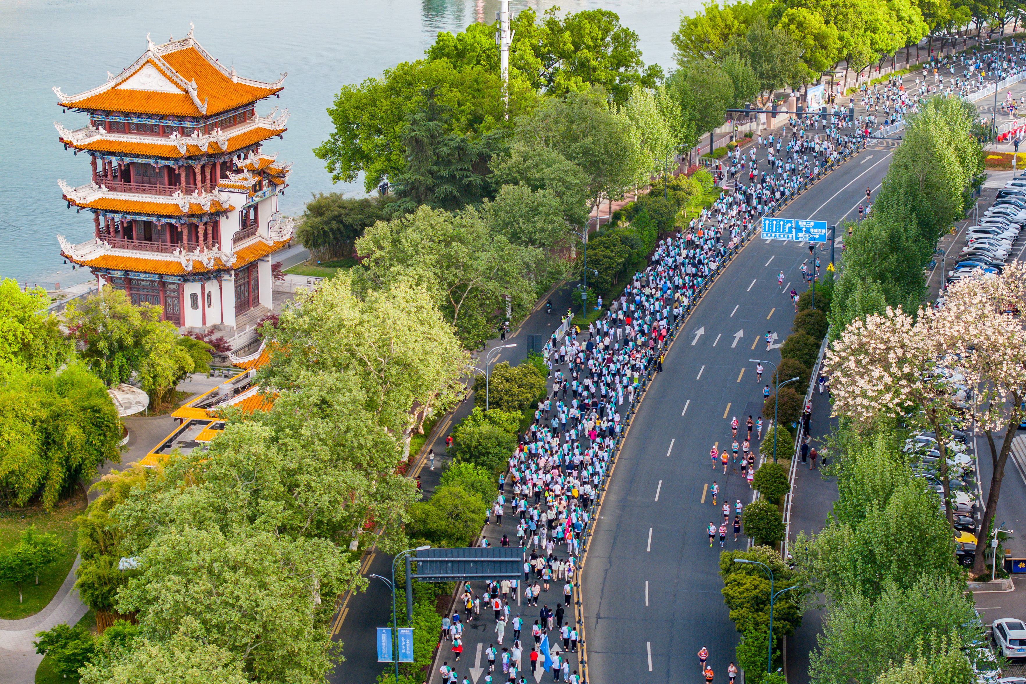 http://img.sport-china.cn/2507290968881eb720cd4.jpeg