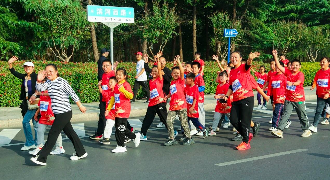 “枣”报名，早欢乐！全家总动员，向快乐出发！
