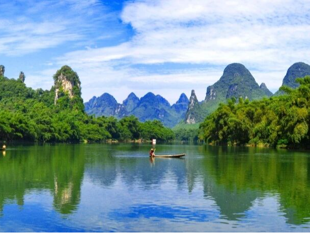 2025罗城依饭节×半程马拉松：打卡清单与景区优惠政策大放送