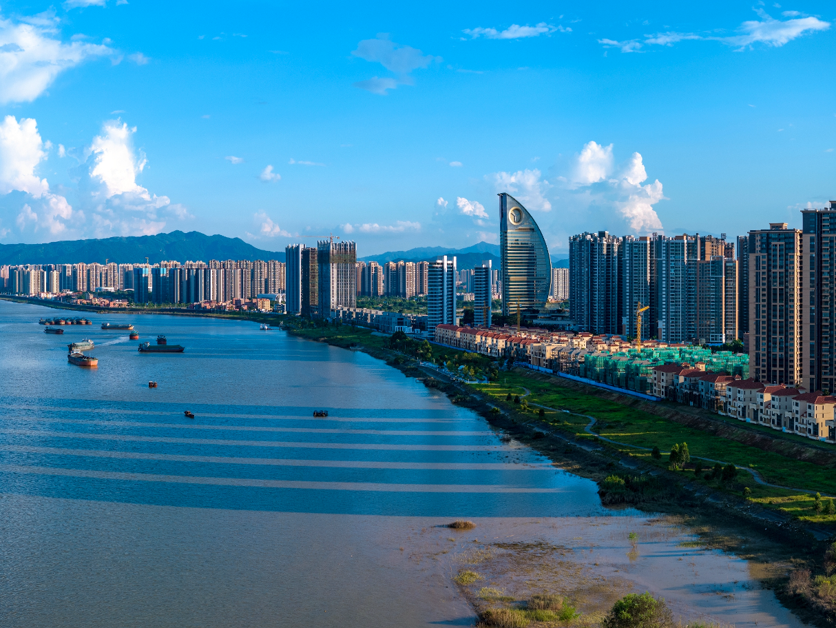 云端赛道已就位，证书、好礼全带走！