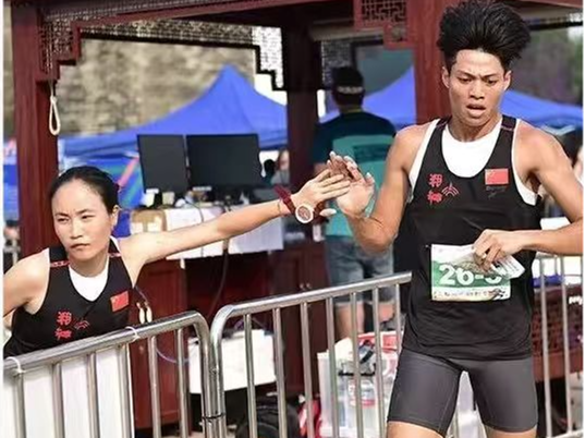 【定向知识分享】定向运动中如何使用“拇指辅行法”？